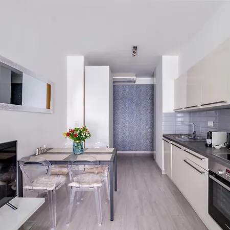 Rames-cosmo Downtown With Rooftop Pool * Budapest