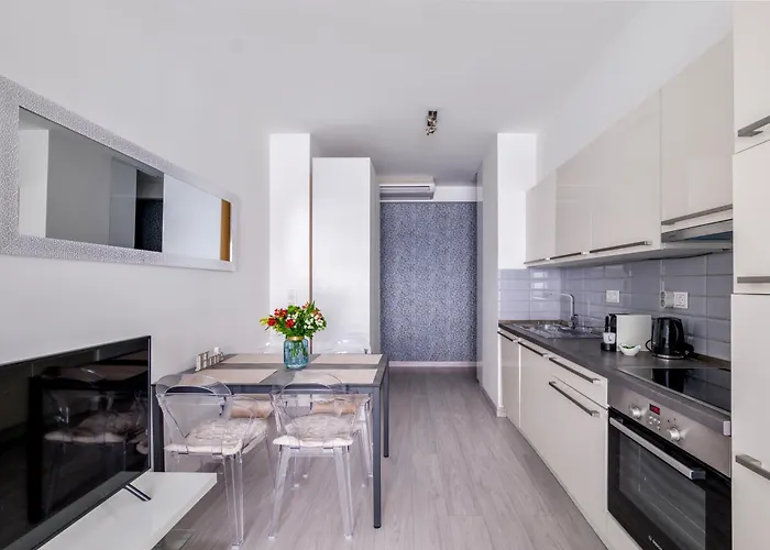 Rames-cosmo Downtown With Rooftop Pool * Budapeste
