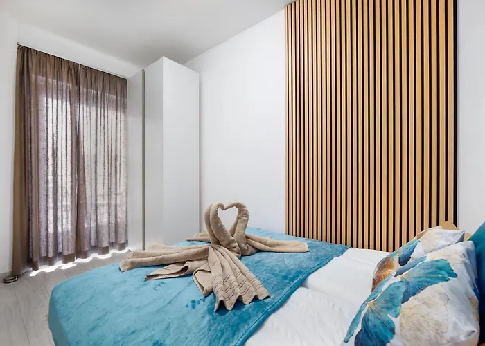 Rames-cosmo Downtown With Rooftop Pool Apartman
