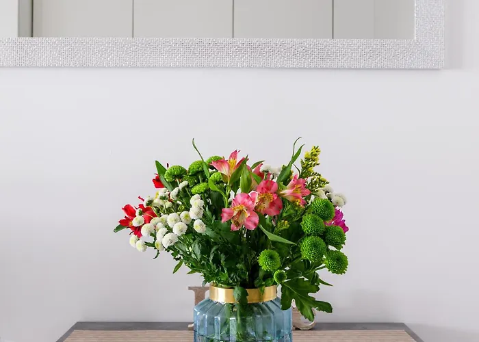 Rames-cosmo Downtown With Rooftop Pool *